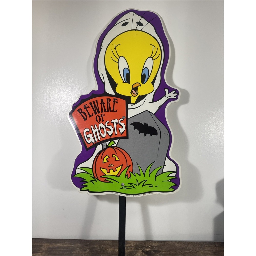 VTG 1998 Warner Bros. Tweety Bird Yard Art Impact Plastic 26" Halloween Sign